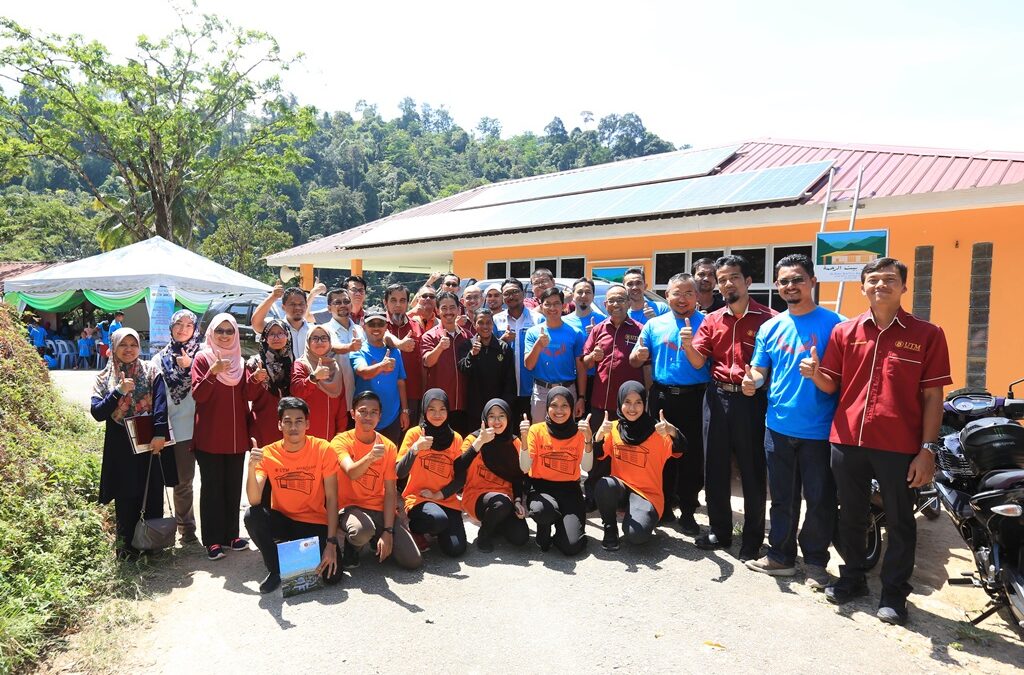 Majlis Perasmian Projek Teknologi PV Solar Berpusat Di Kampong Orang Asli Woh Intek Tapah Perak Pada 29 Feb 2020