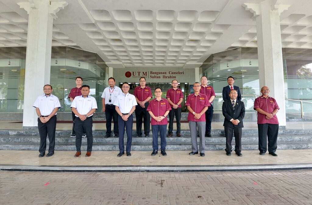 Lawatan Muhibah Penyerahan Sumbangan Johor Port Berhad Ke Tabung Endowment UTM Pada 29 Dis 2020