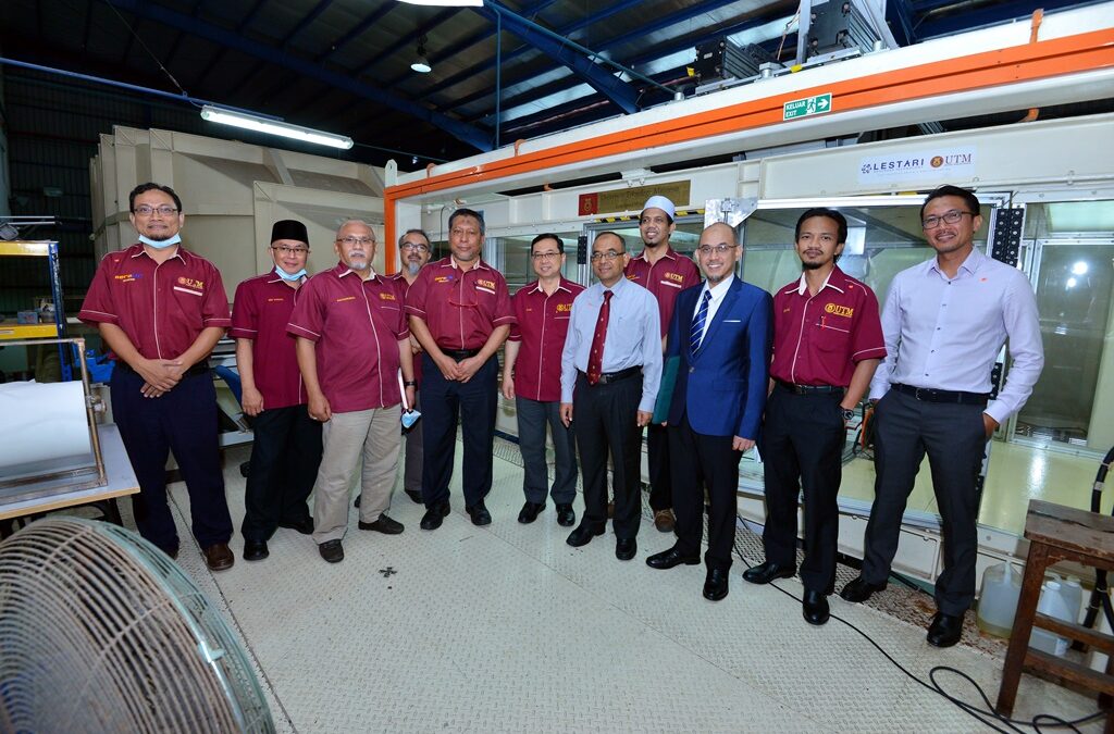 LAWATAN Datuk Naib Canselor Ke Makmal AERO UTM 22072020