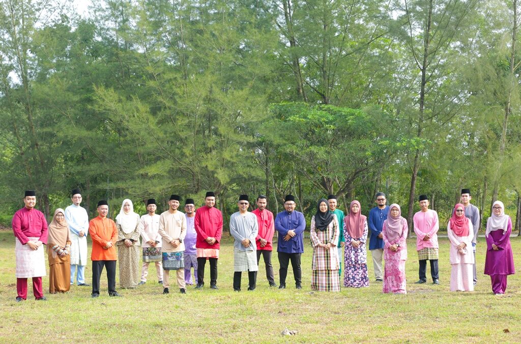 Sesi Fotografi Hari Raya Bahagian Automasi Pada 16 April 2023