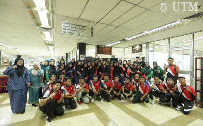 Lawatan Sambil Belajar Ke UTM Dari SMK Tan Sri Abdul Kadir Ke Perpustakaan UTM