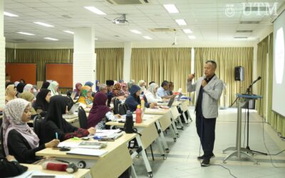 Kursus Penulisan Rencana Di Dewan Utama, Pusat Pembangunan Bakat & Kepimpinan (CTLD), UTM Johor Bahru